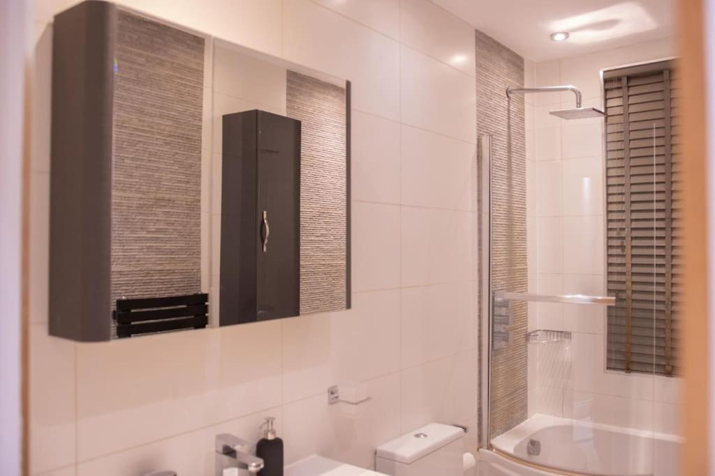 Oikoshomes Three Bedroom Flat In 伦敦 外观 照片
