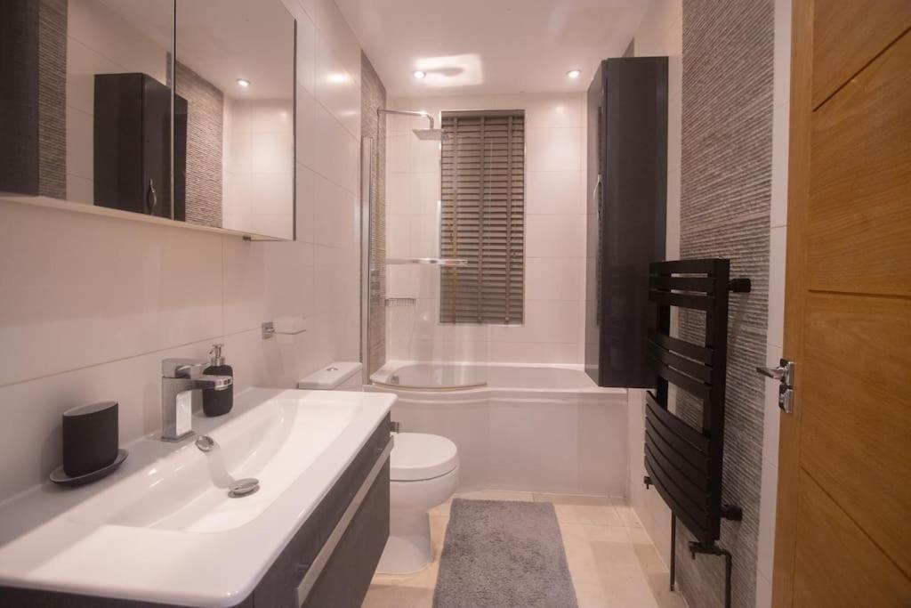 Oikoshomes Three Bedroom Flat In 伦敦 外观 照片